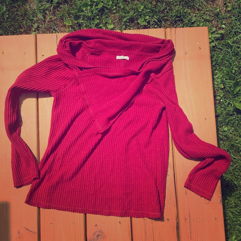 Maurice’s Burgundy sweater small wore one time